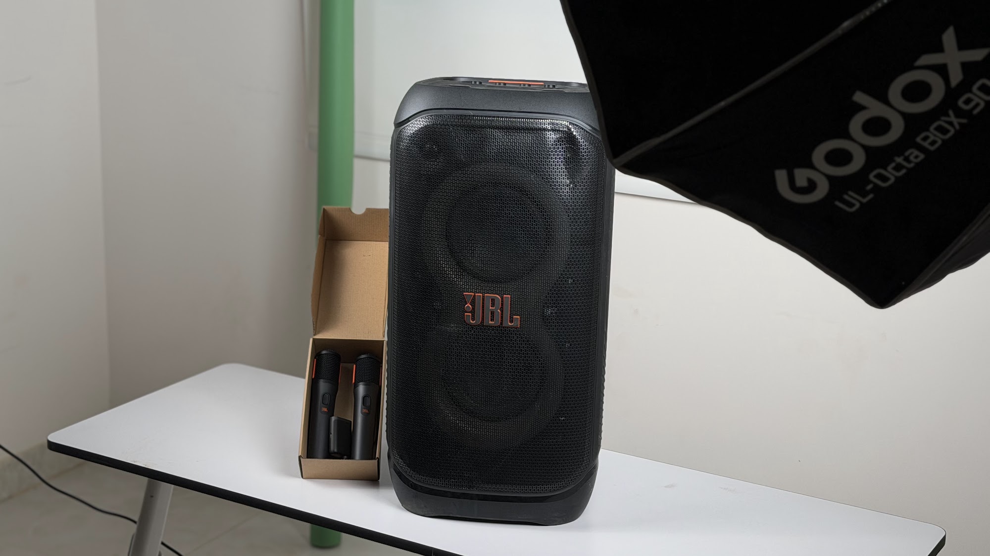 سماعة JBL PartyBox متنقلة