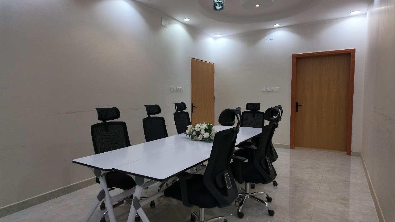 قاعة اجتماعات صغيرة